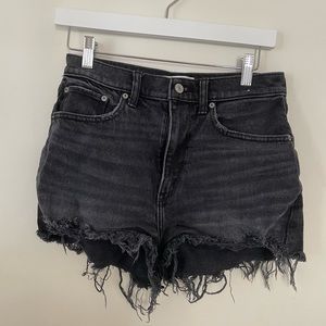 Abercrombie High Rise Mom Shorts in Washed Black Size 26/2